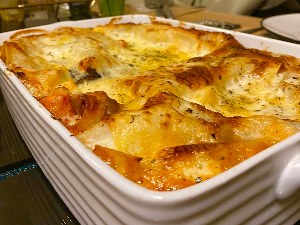 ROASTED VEGETABLE AND SAUSAGE&nbsp;LASAGNE